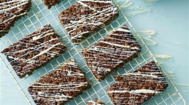 apricotwhitechocolateflapjacksjohnwhaite_ed